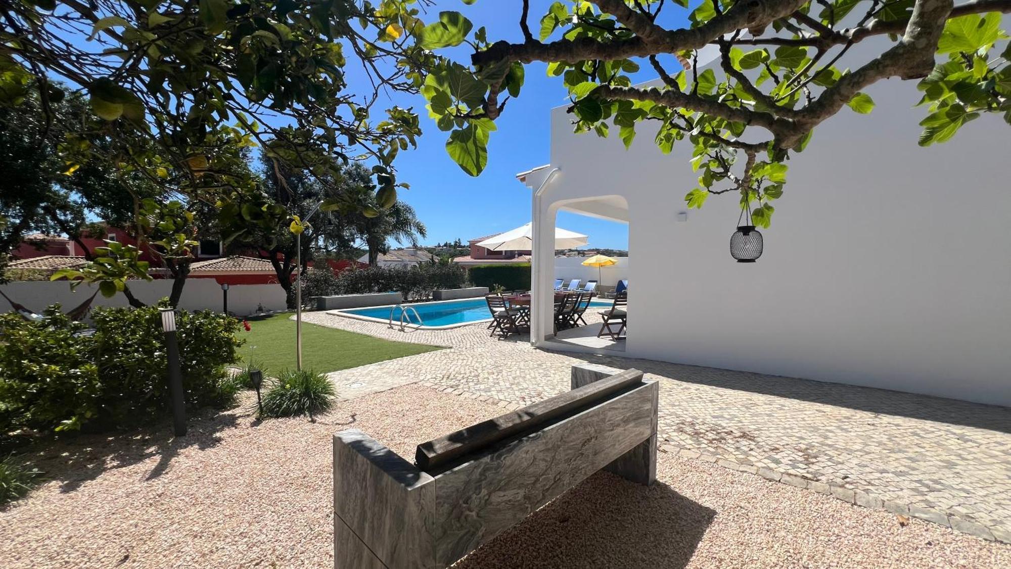 Dad'S Villa Lagos Kültér fotó